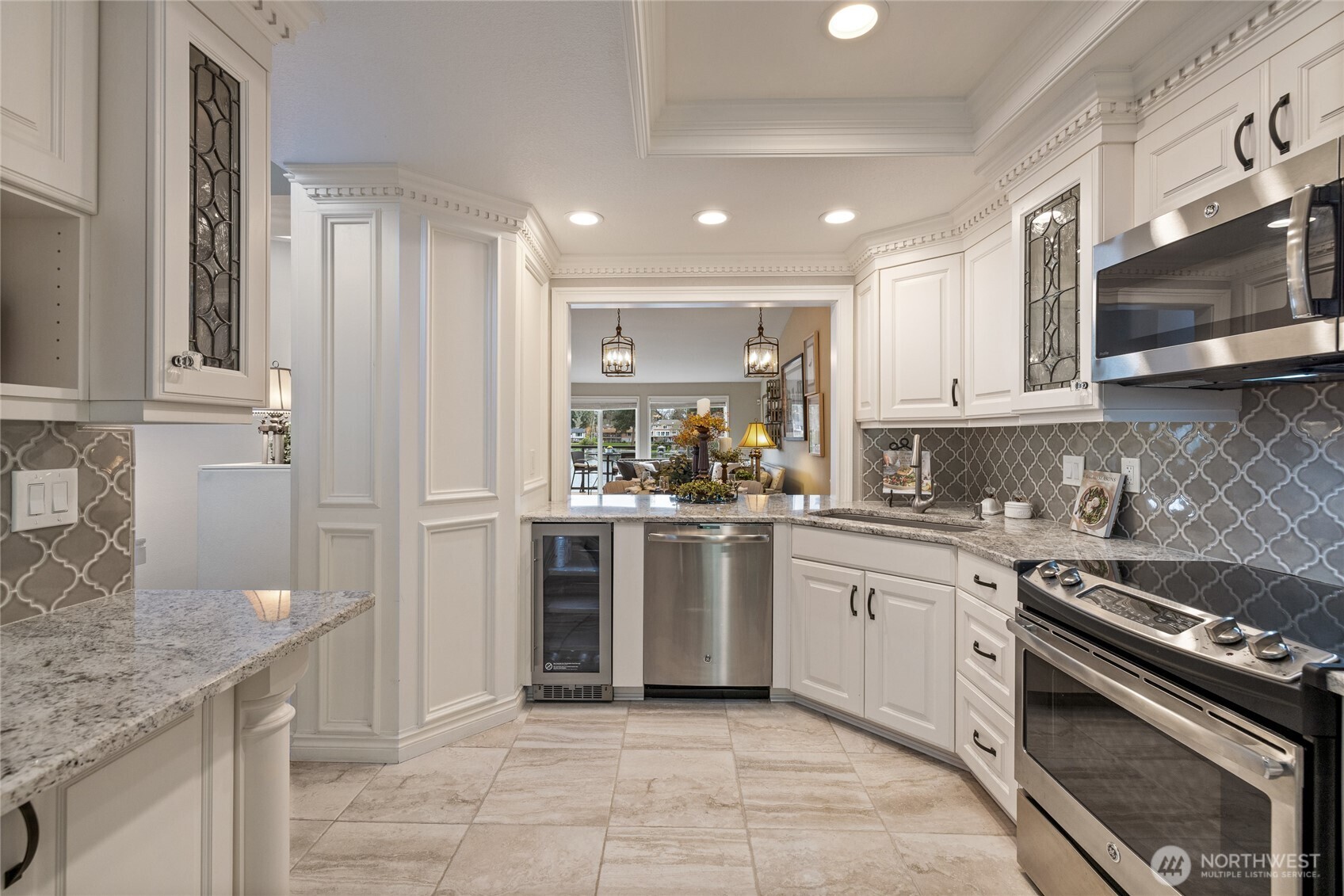 7336 Steilacoom Boulevard SW, Lakewood, WA 98499-1951