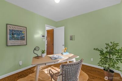 2301 Delmar Drive E, Seattle, WA 98102 - Photo 14