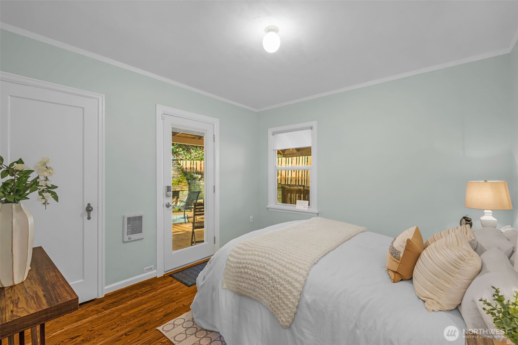 2301 Delmar Drive E, Seattle, WA 98102