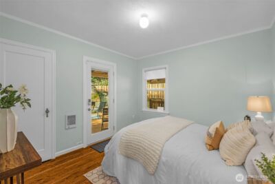 2301 Delmar Drive E, Seattle, WA 98102 - Photo 17