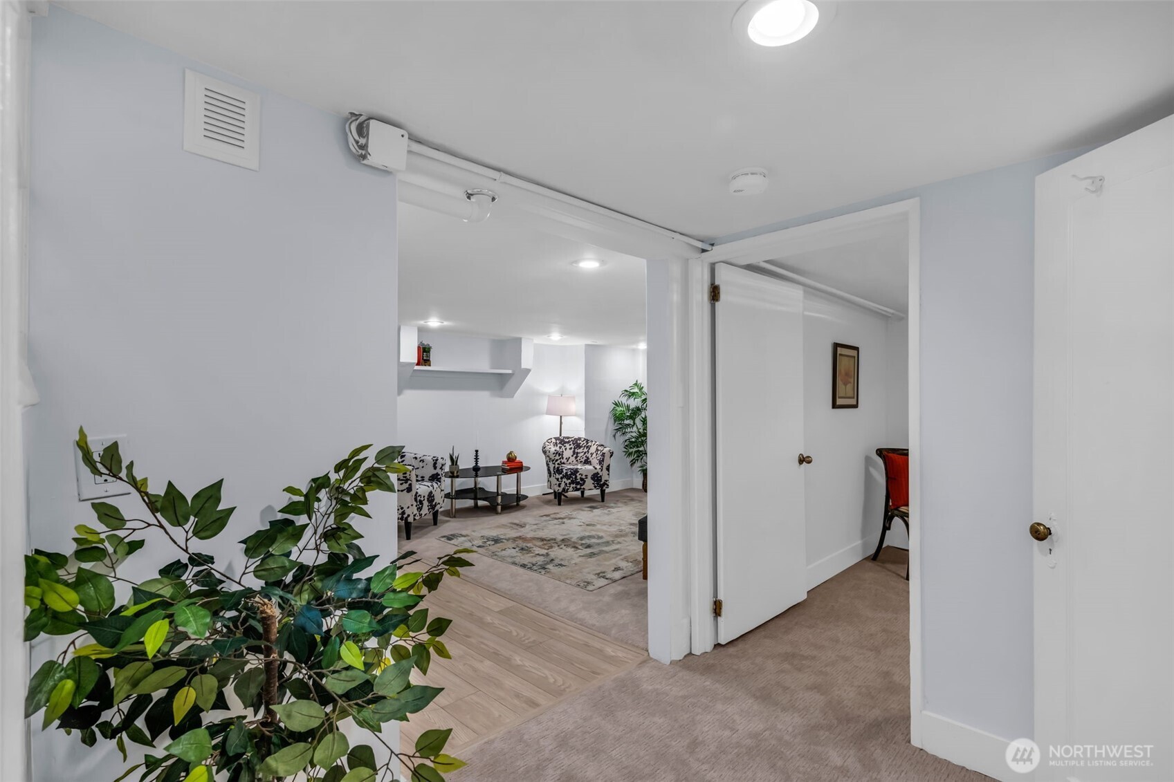 2301 Delmar Drive E, Seattle, WA 98102