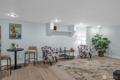 2301 Delmar Drive E, Seattle, WA 98102 - Photo 22