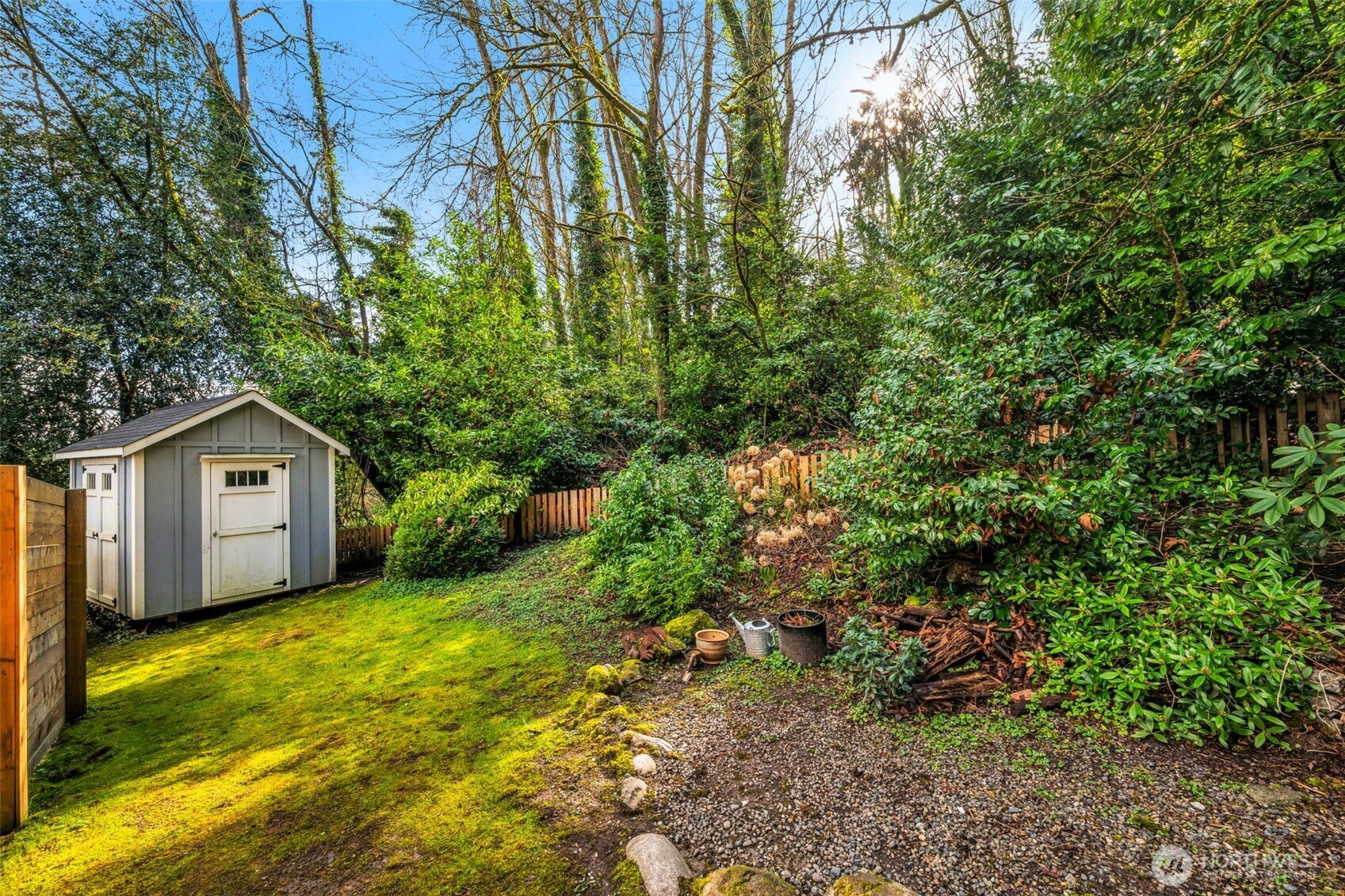 2301 Delmar Drive E, Seattle, WA 98102