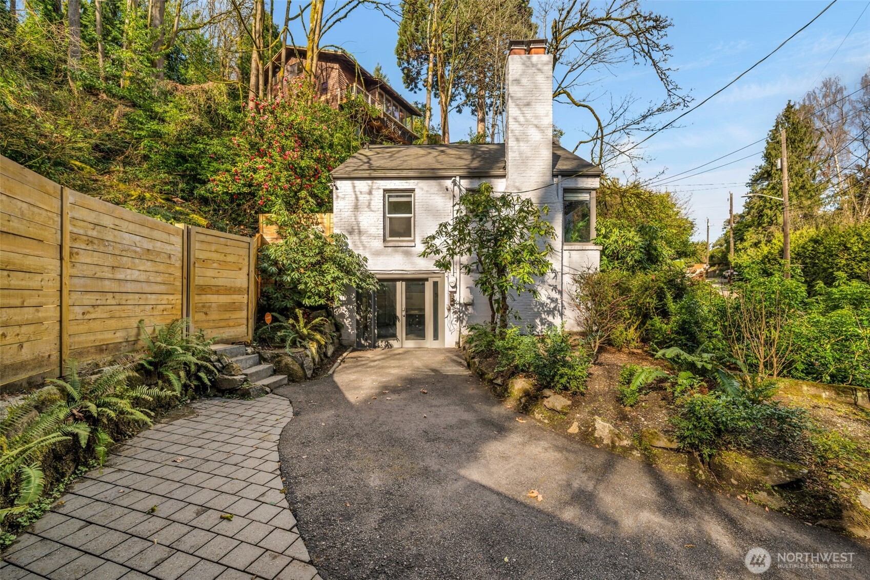 2301 Delmar Drive E, Seattle, WA 98102