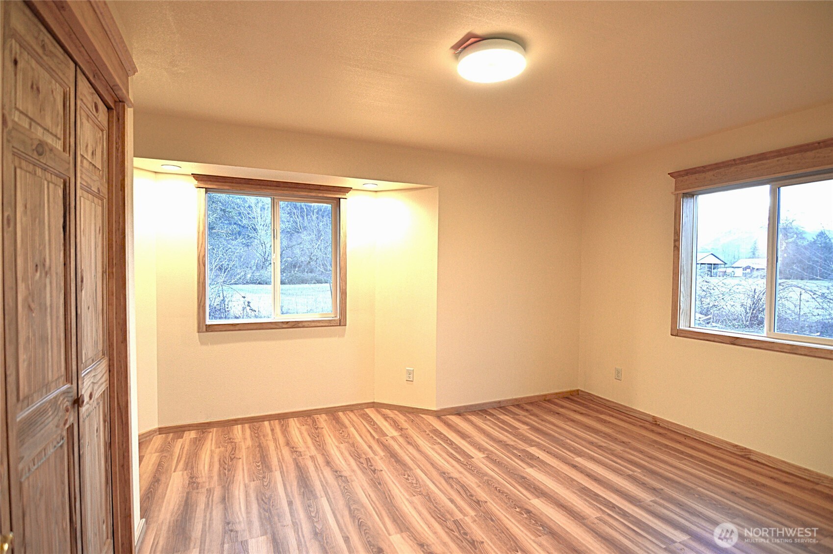 182 Frost Creek Road , Glenoma, WA 98336