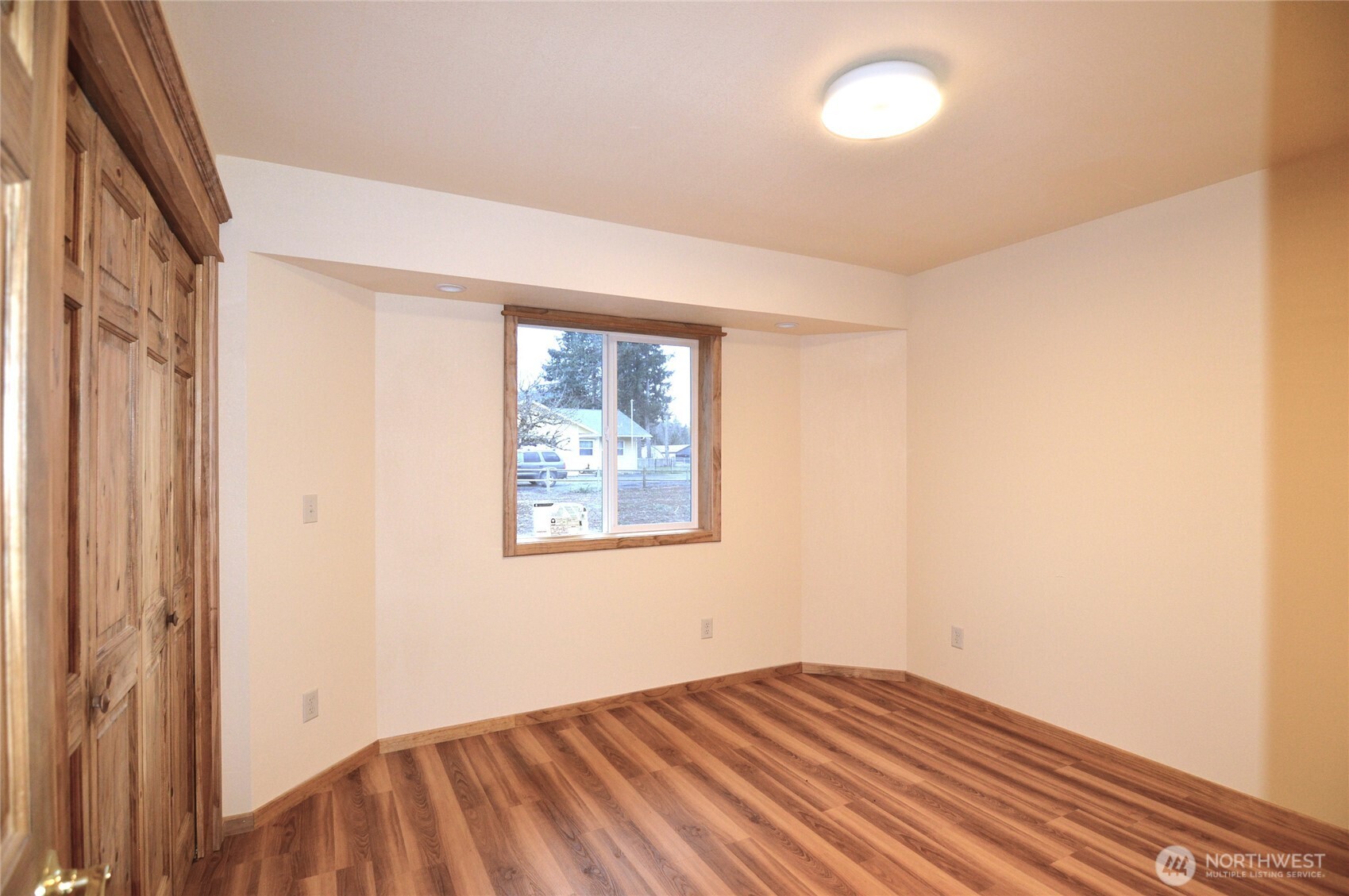 182 Frost Creek Road , Glenoma, WA 98336