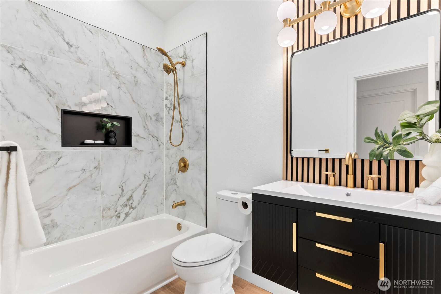 20733 Elberta Road , Lynnwood, WA 98036