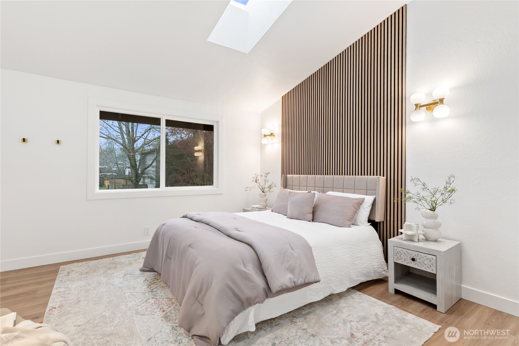 20733 Elberta Road , Lynnwood, WA 98036