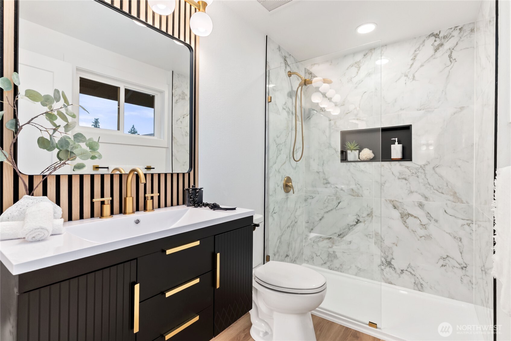 20733 Elberta Road , Lynnwood, WA 98036