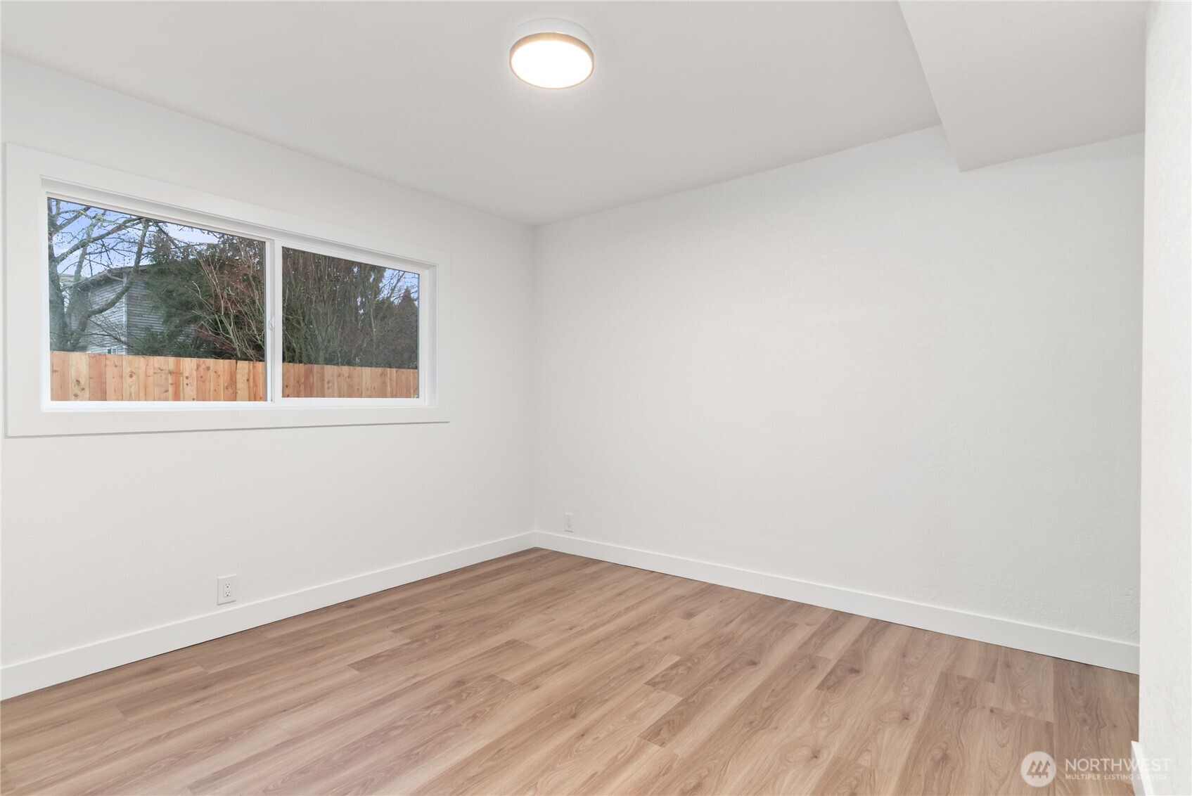 20733 Elberta Road , Lynnwood, WA 98036