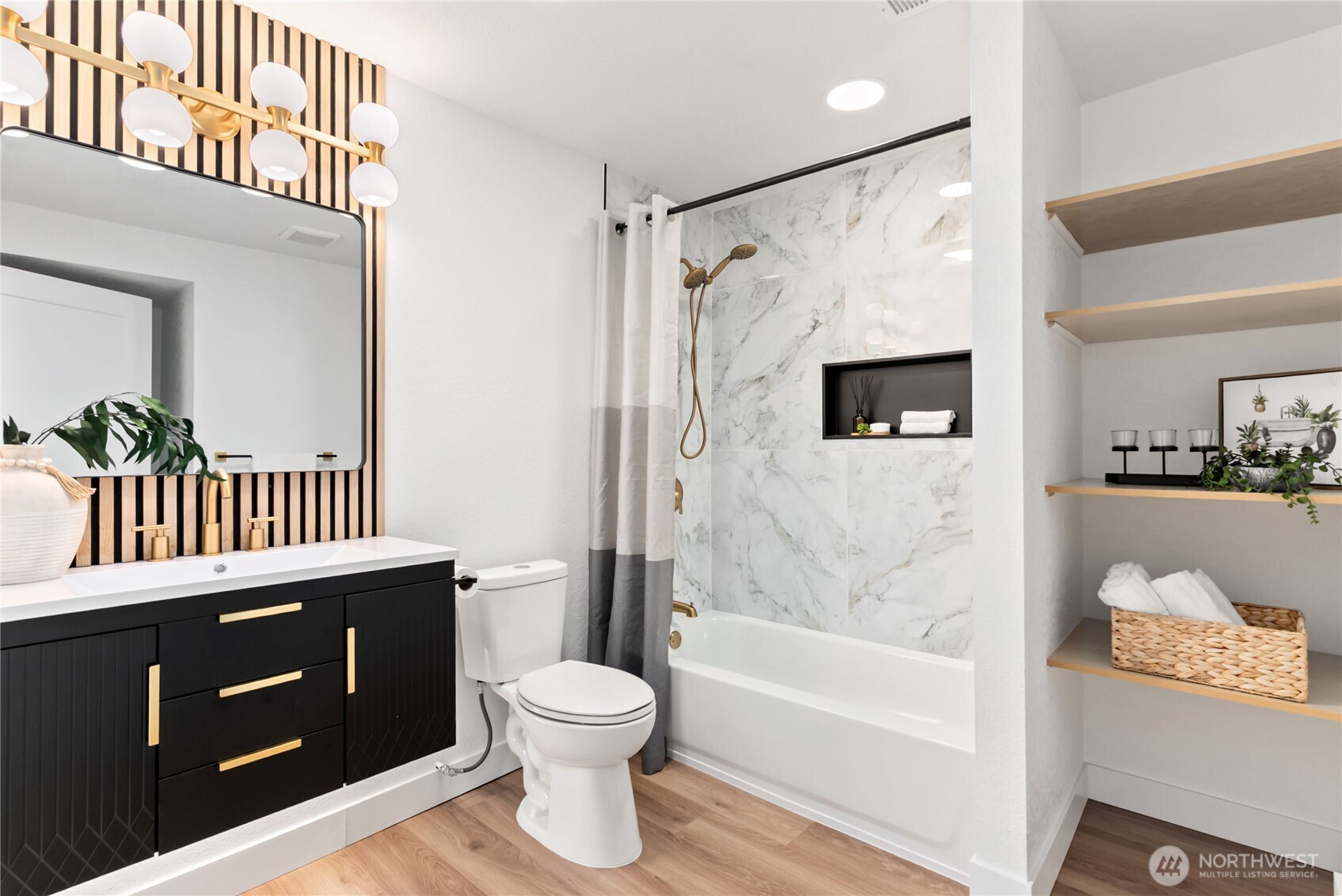 20733 Elberta Road , Lynnwood, WA 98036