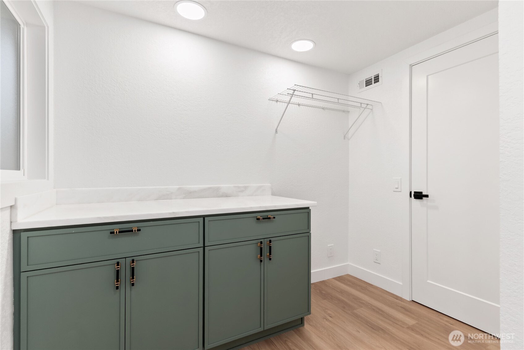 20733 Elberta Road , Lynnwood, WA 98036