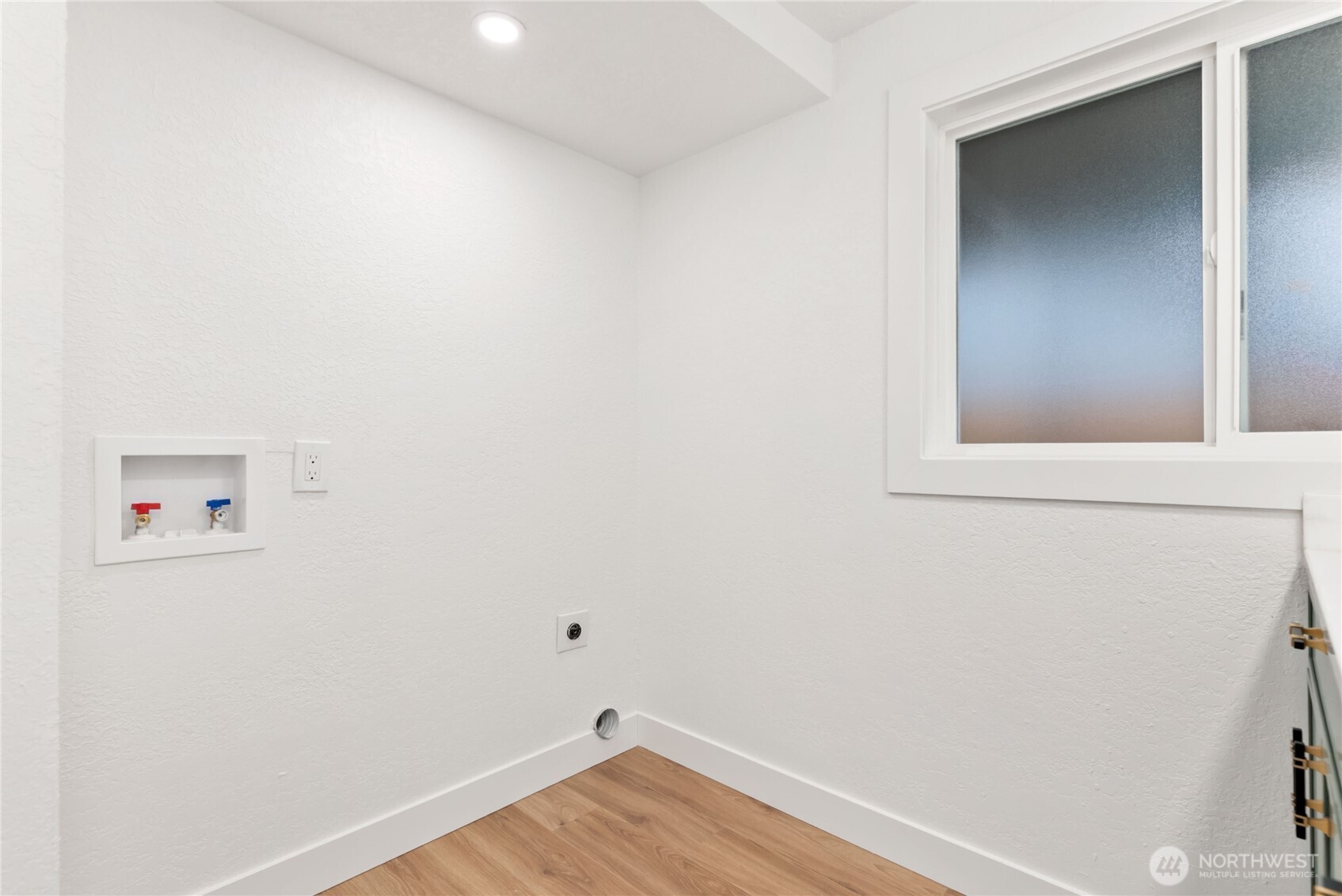 20733 Elberta Road , Lynnwood, WA 98036