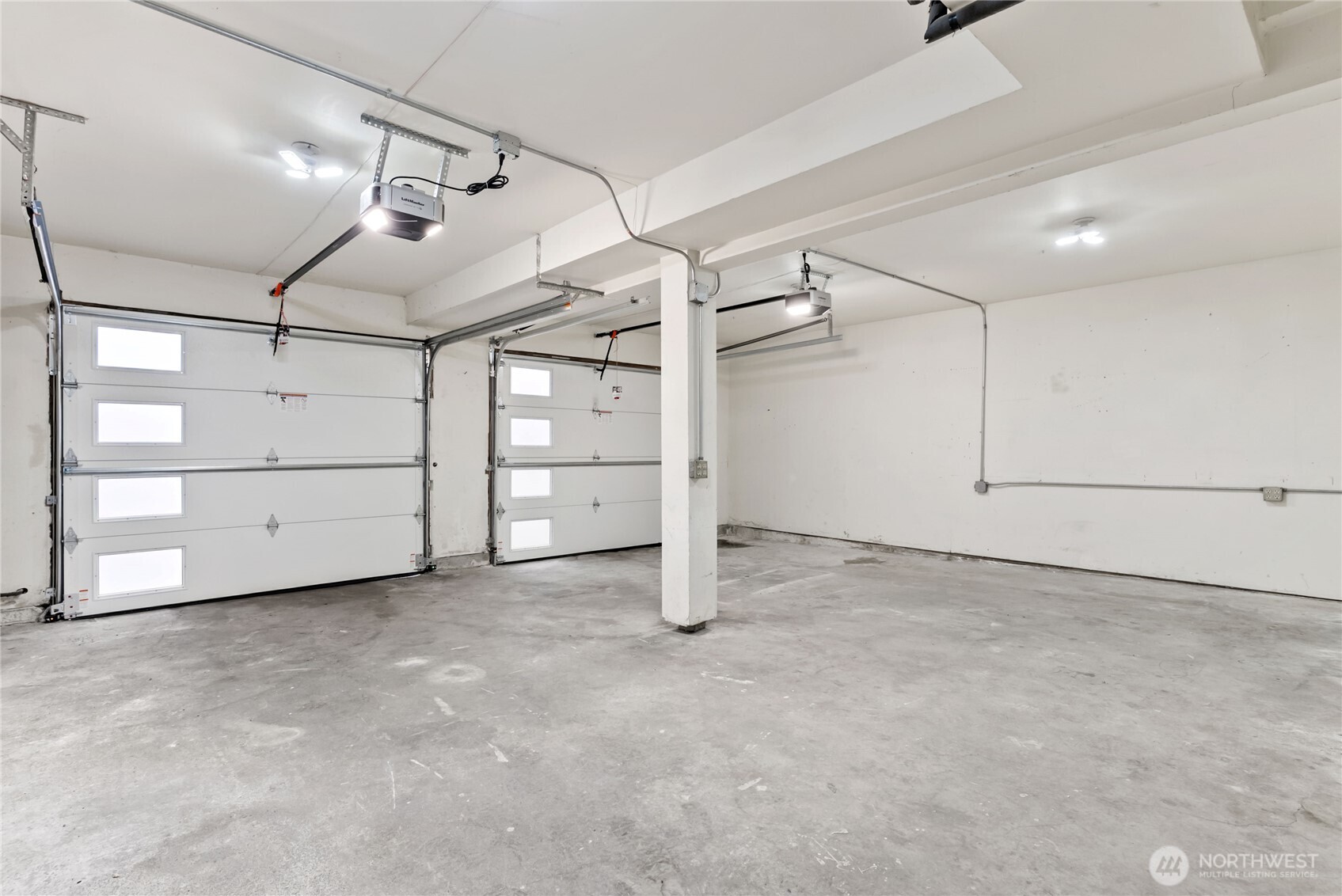 20733 Elberta Road , Lynnwood, WA 98036