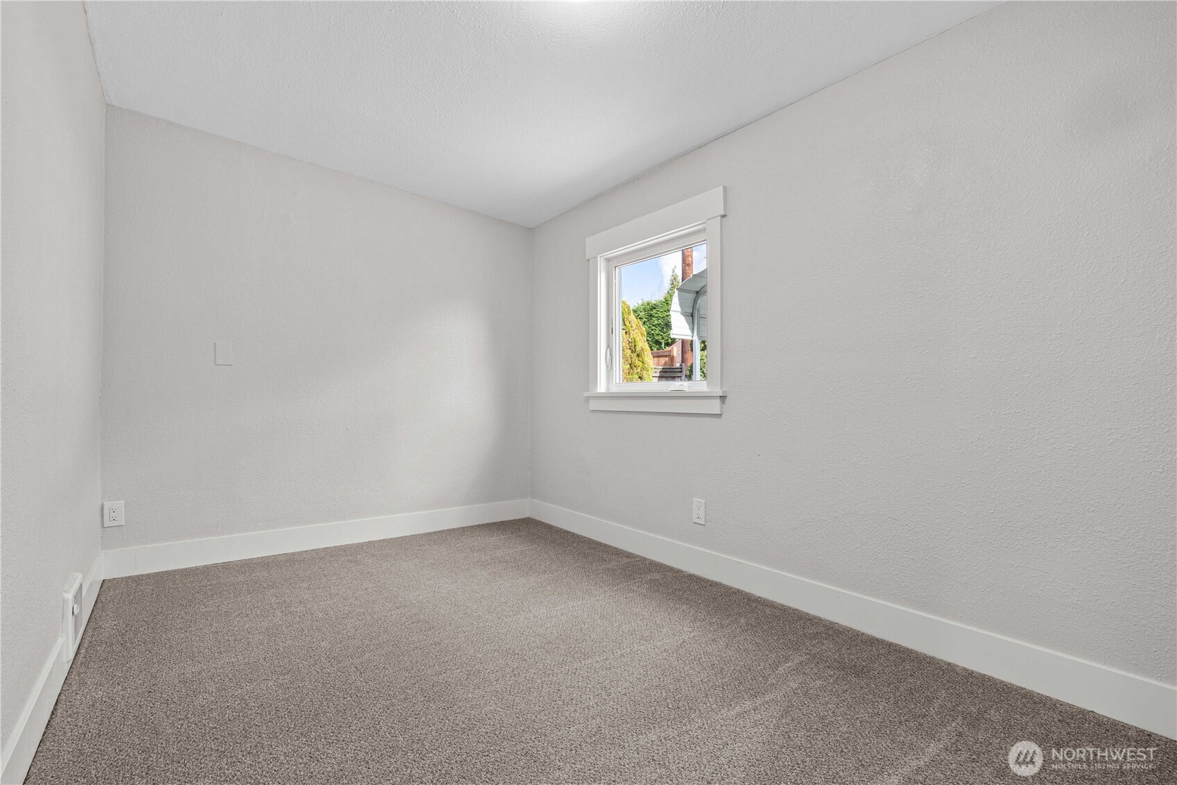 5526 20th Avenue S, Seattle, WA 98108