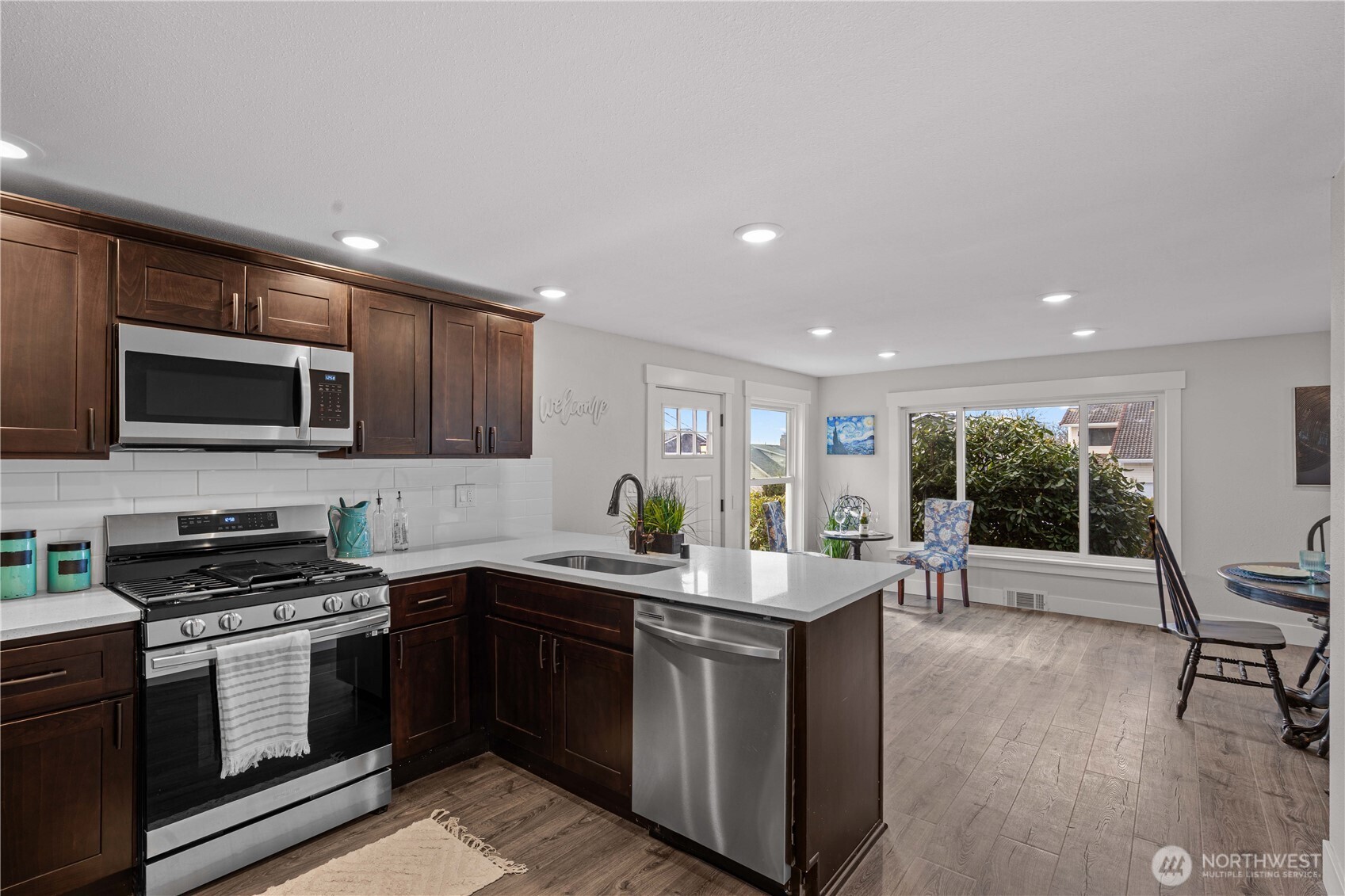 5526 20th Avenue S, Seattle, WA 98108