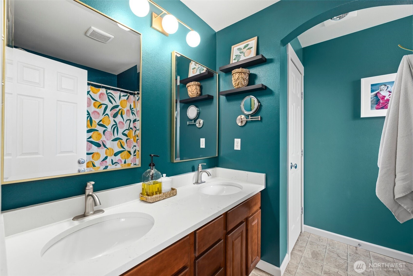 9917 2nd Place NE, Lake Stevens, WA 98258-1656