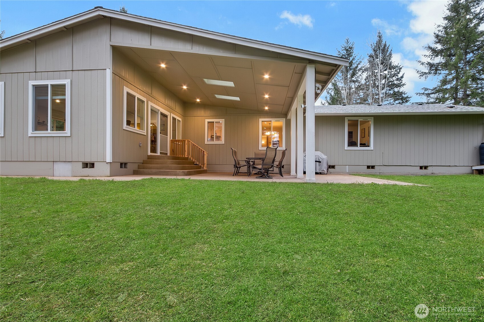 32916 14th Avenue S, Roy, WA 98580-8680