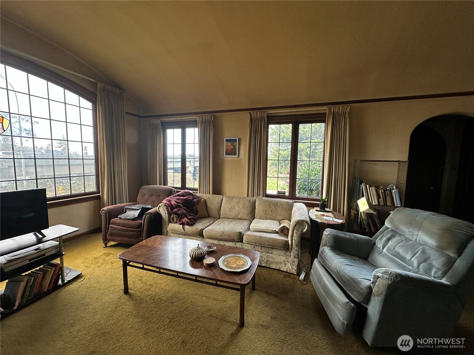 1603 Lakeview Boulevard E, Seattle, WA 98102