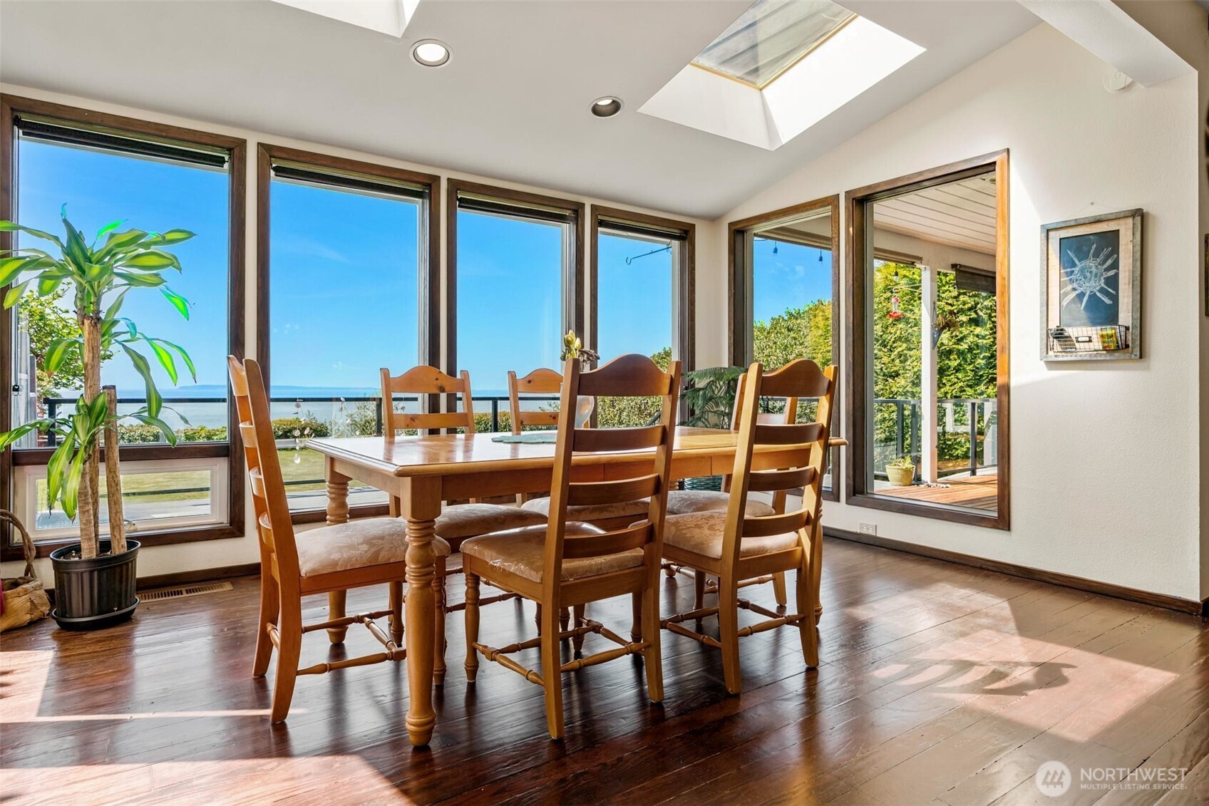 8613 Semiahmoo Drive , Blaine, WA 98230