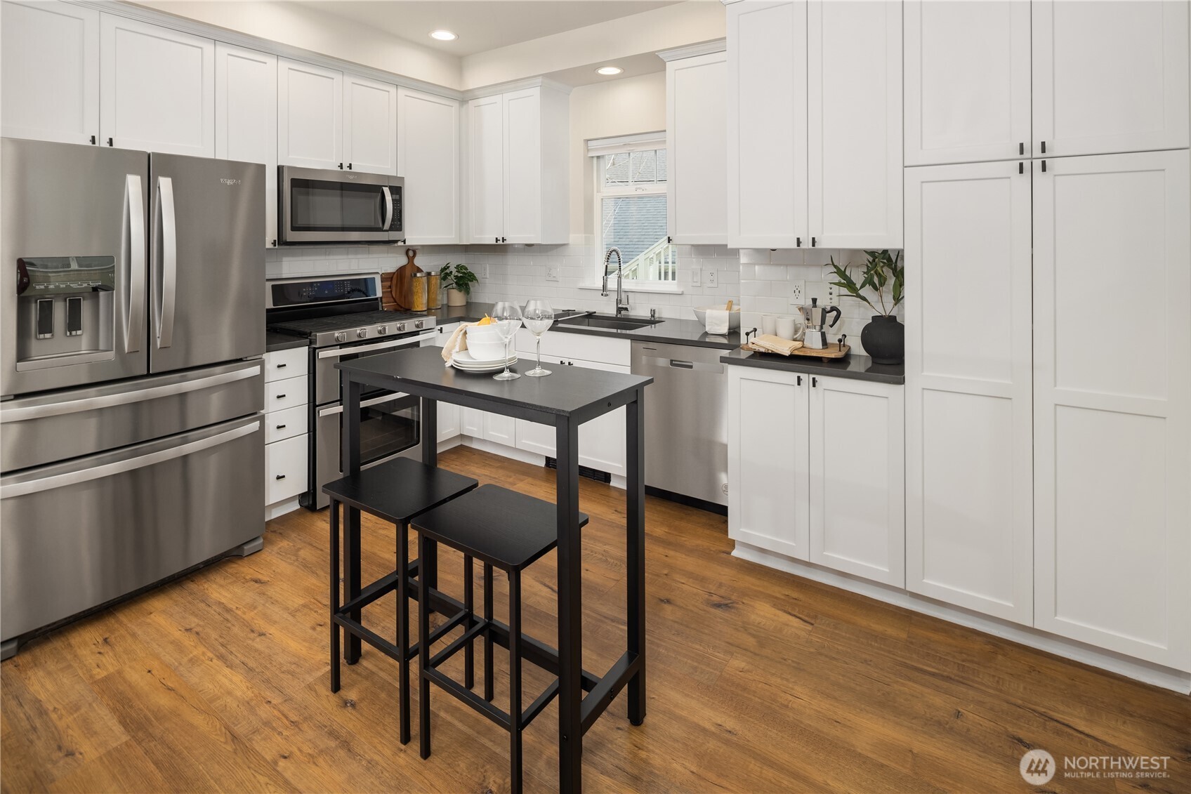 1944 NE Katsura Street , Issaquah, WA 98029