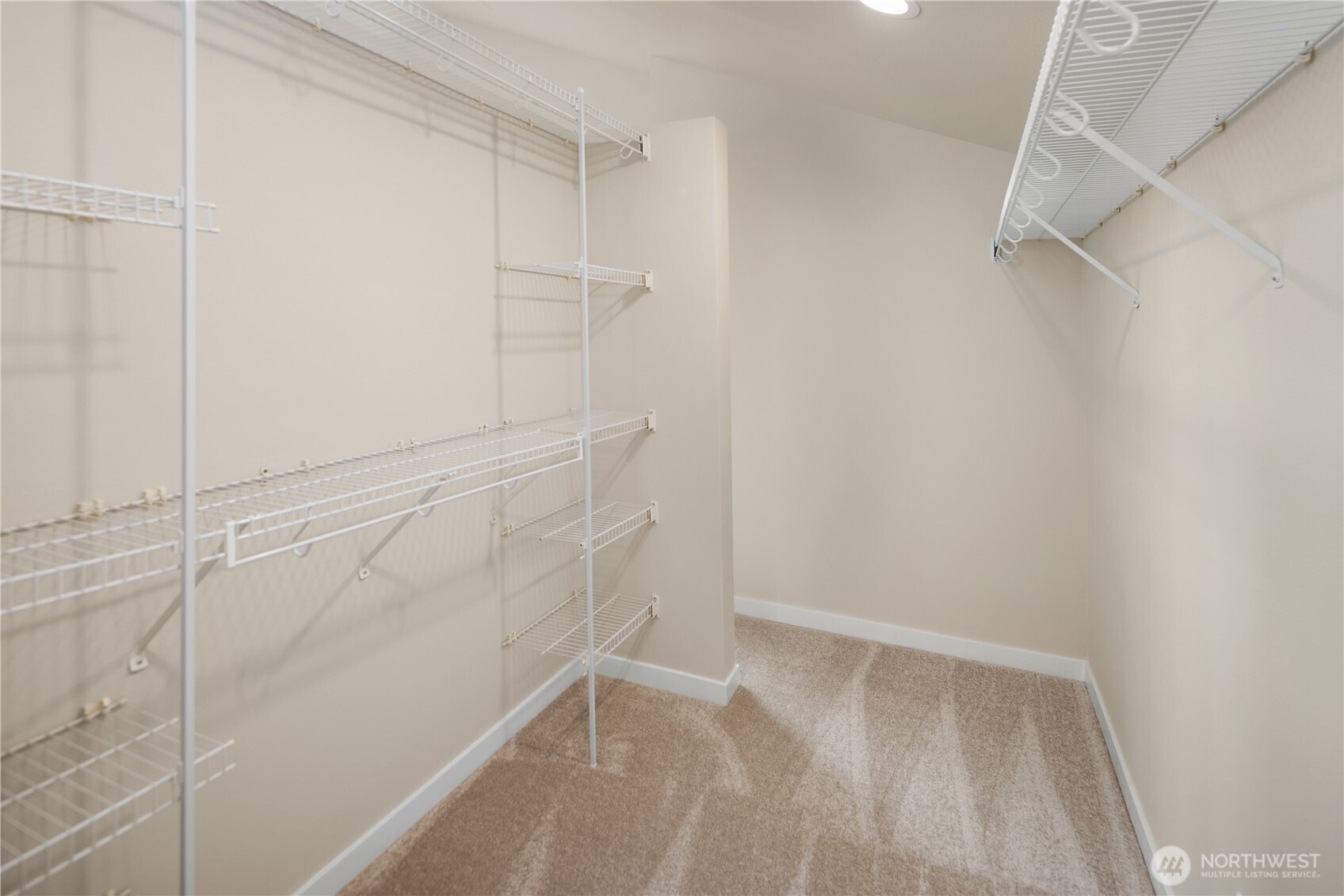 1944 NE Katsura Street , Issaquah, WA 98029