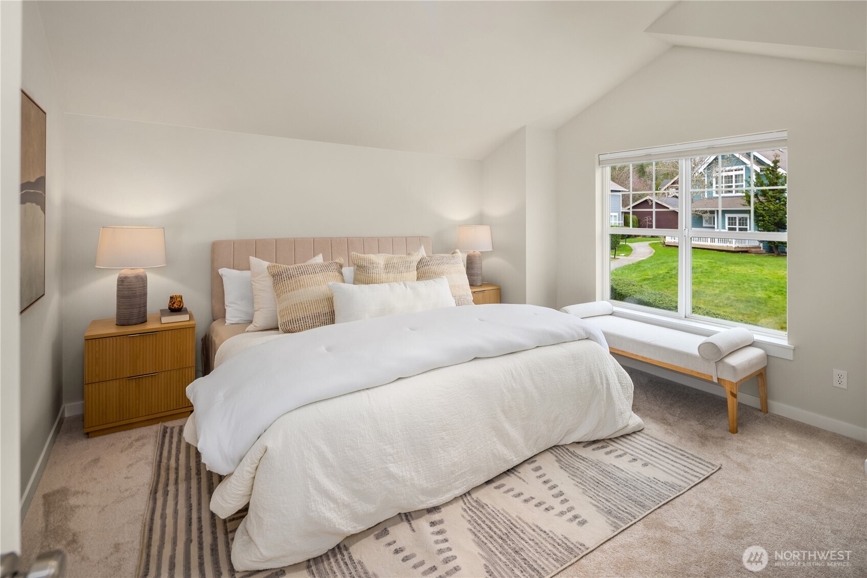 1944 NE Katsura Street , Issaquah, WA 98029