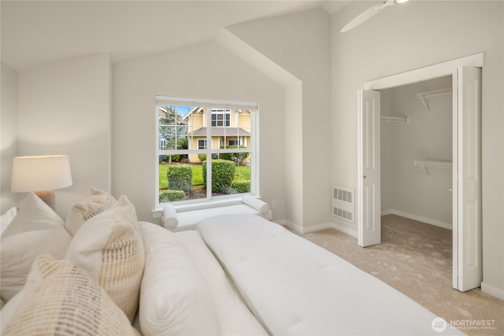 1944 NE Katsura Street , Issaquah, WA 98029