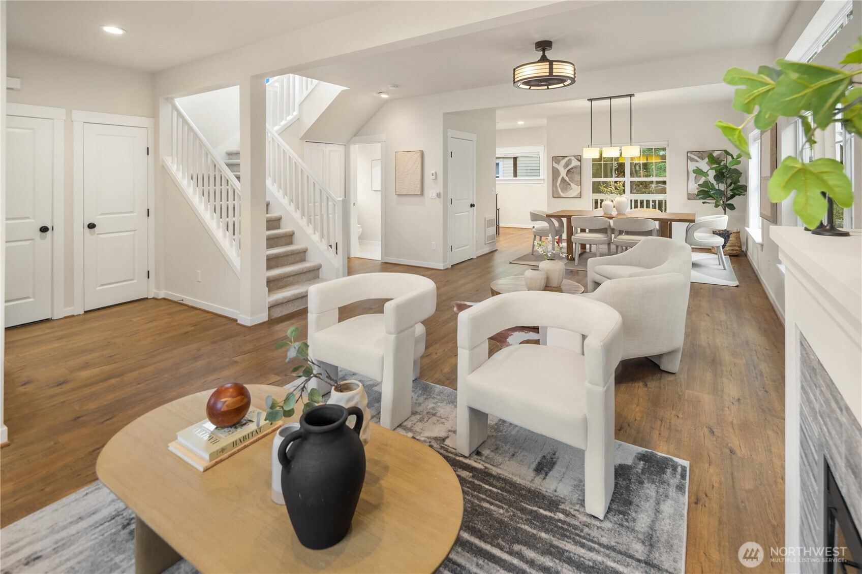 1944 NE Katsura Street , Issaquah, WA 98029