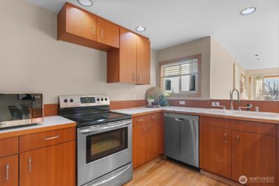 3200 Alki Avenue SW #301, Seattle, WA 98116 - Photo 11