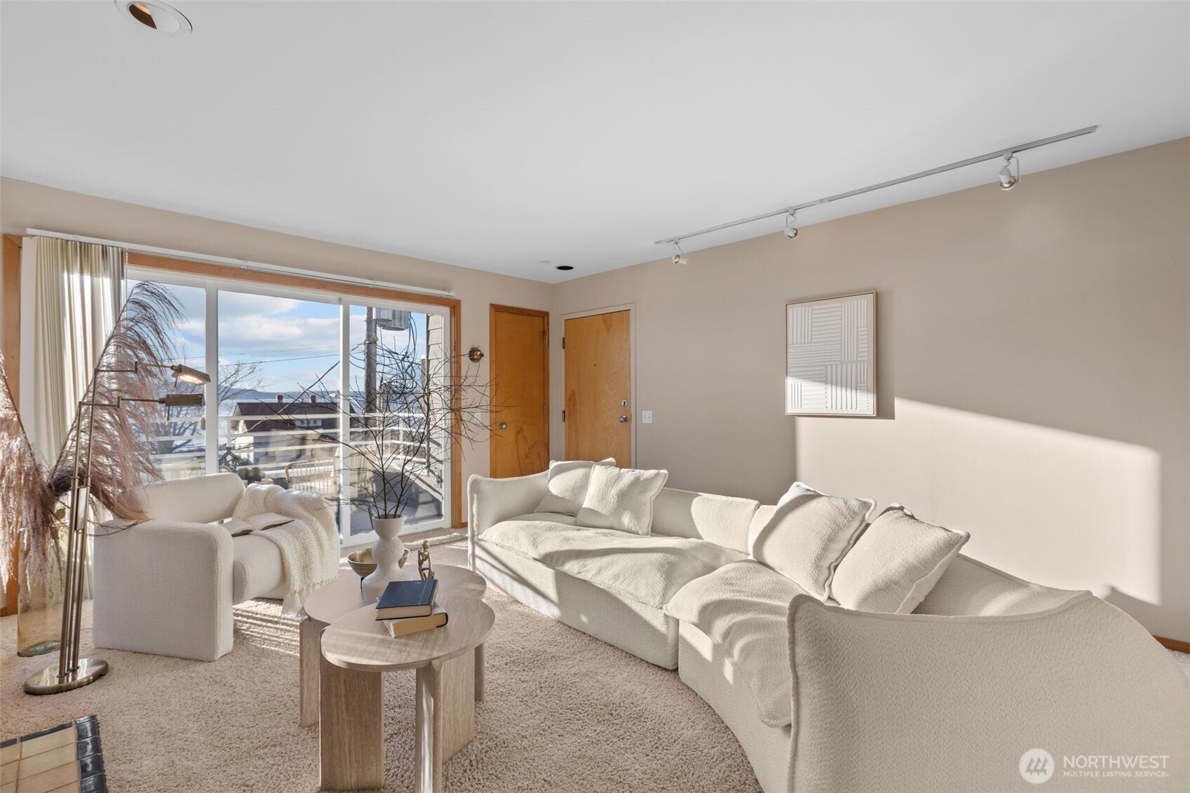 3200 Alki Avenue SW #301, Seattle, WA 98116