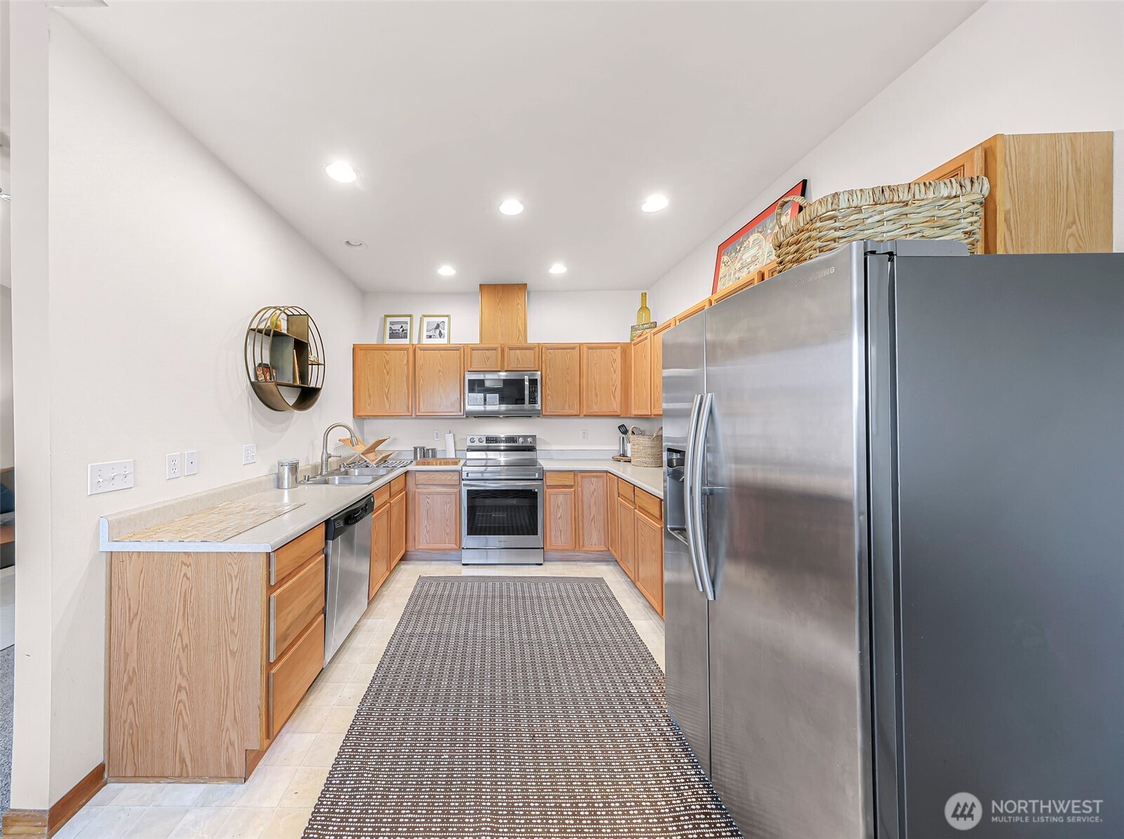 1305 Boon Street #209, Sumas, WA 98295