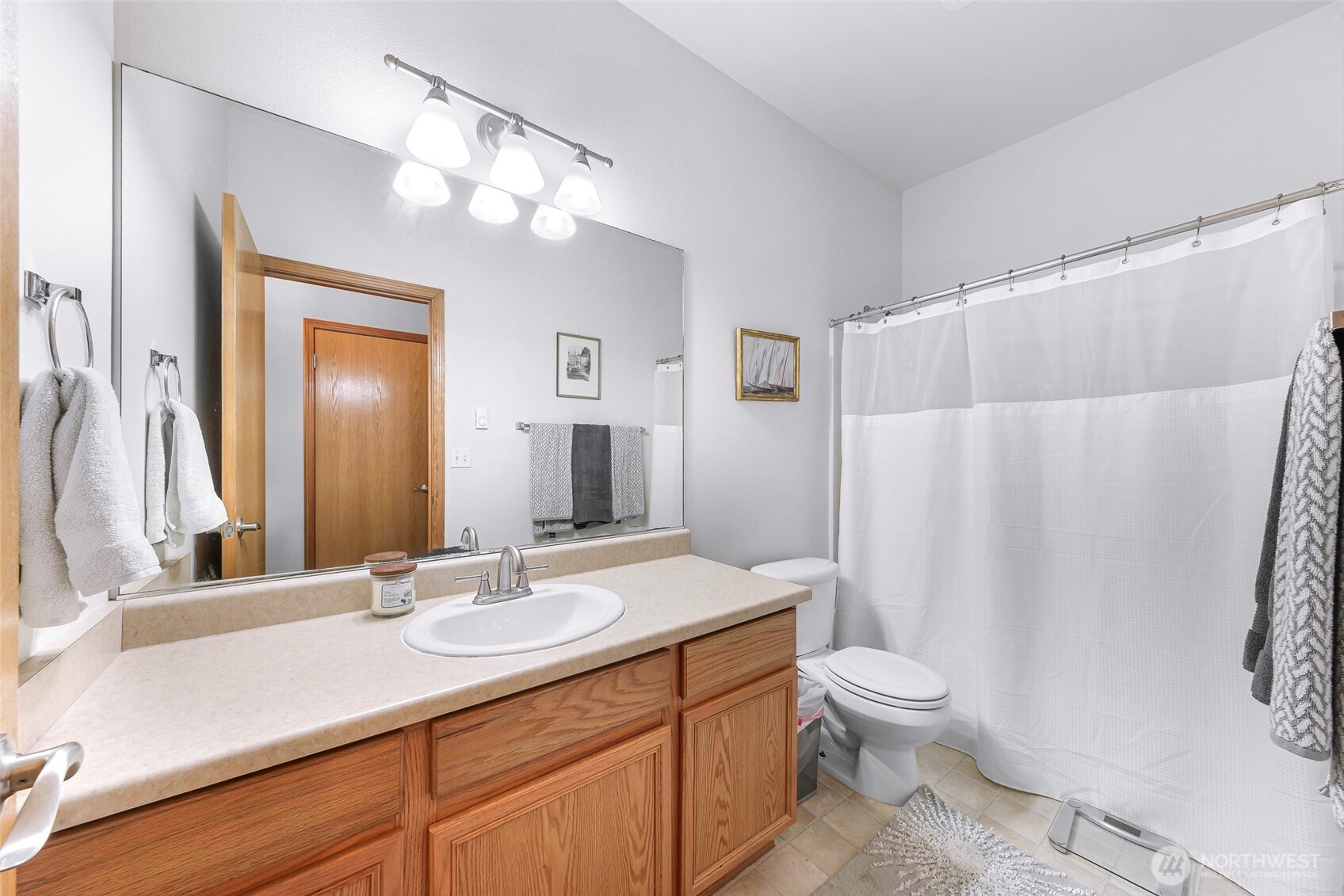 1305 Boon Street #209, Sumas, WA 98295