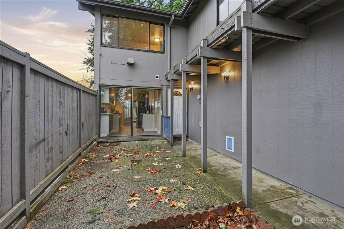 1596 Aberdeen Court SE, Renton, WA 98055