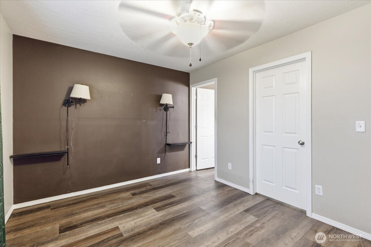 1101 W Luta Street , Moses Lake, WA 98837