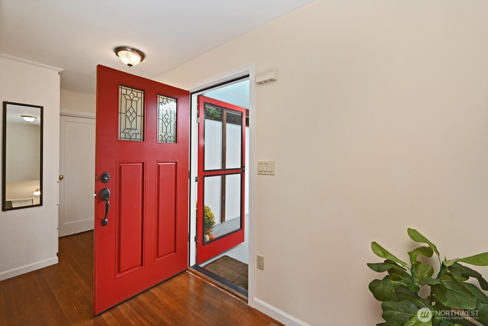 12019 B 25th Avenue NE, Seattle, WA 98125