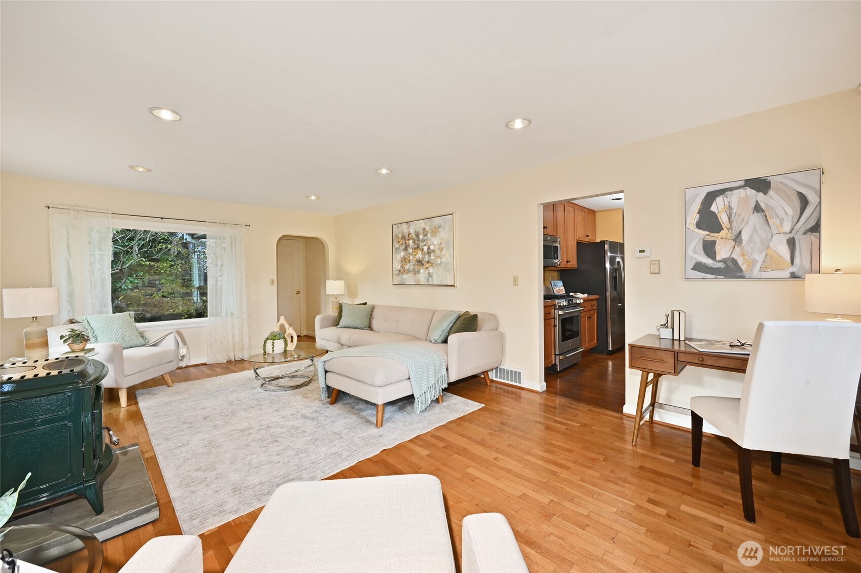 12019 B 25th Avenue NE, Seattle, WA 98125