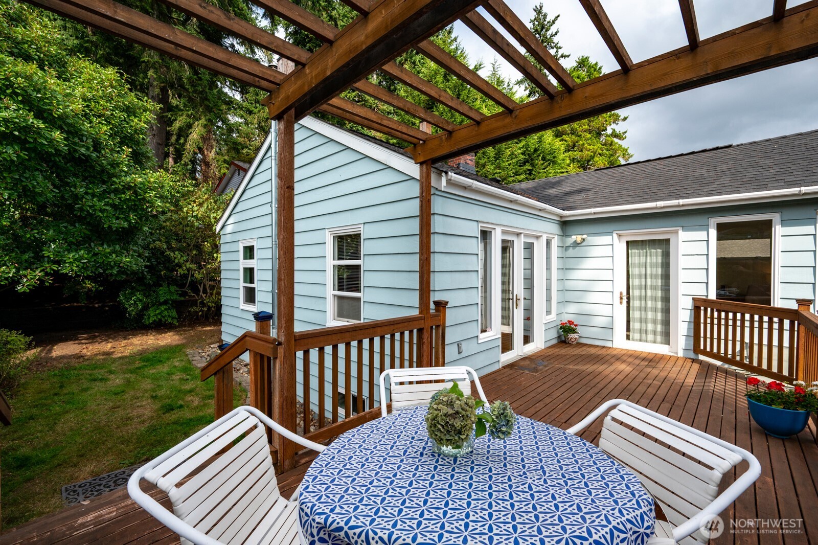 12019 B 25th Avenue NE, Seattle, WA 98125