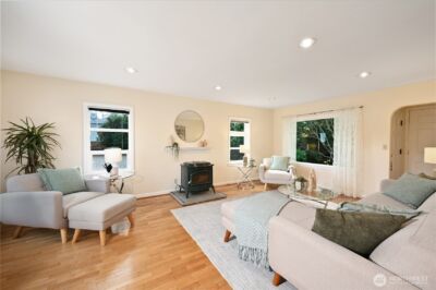 12019 B 25th Avenue NE, Seattle, WA 98125 - Photo 9