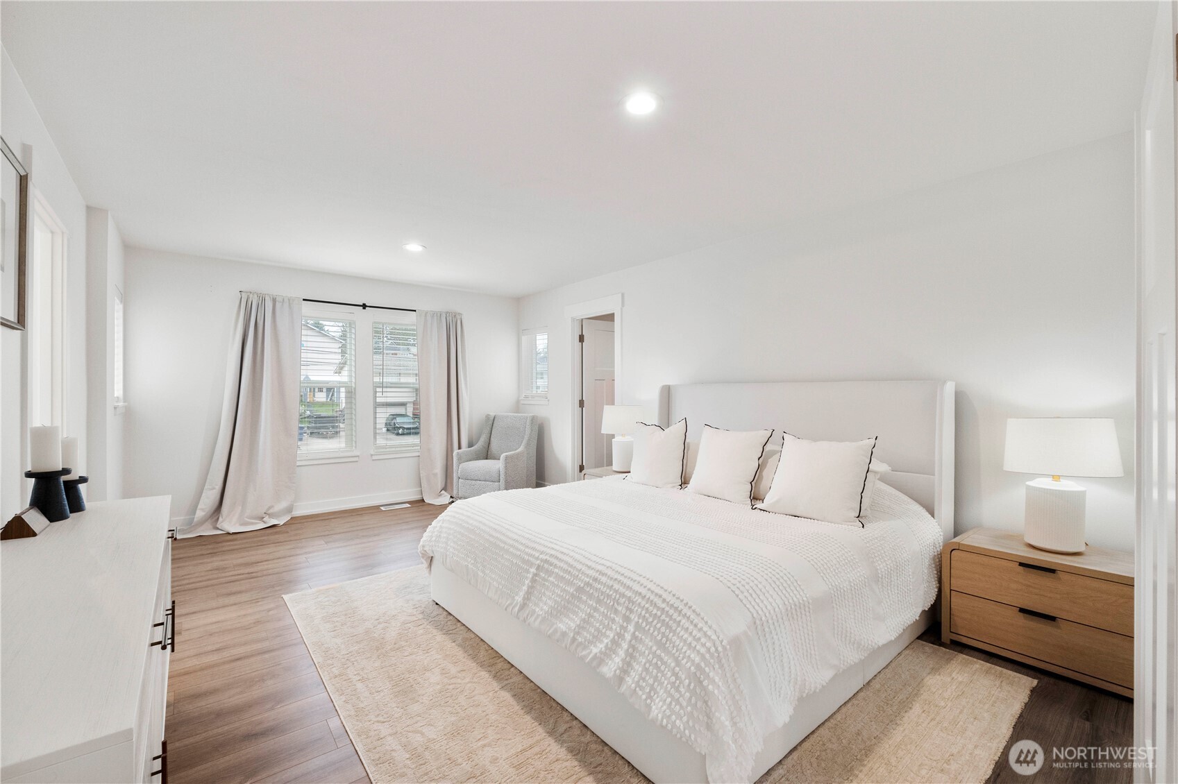 3575 E Grandview Avenue , Tacoma, WA 98404