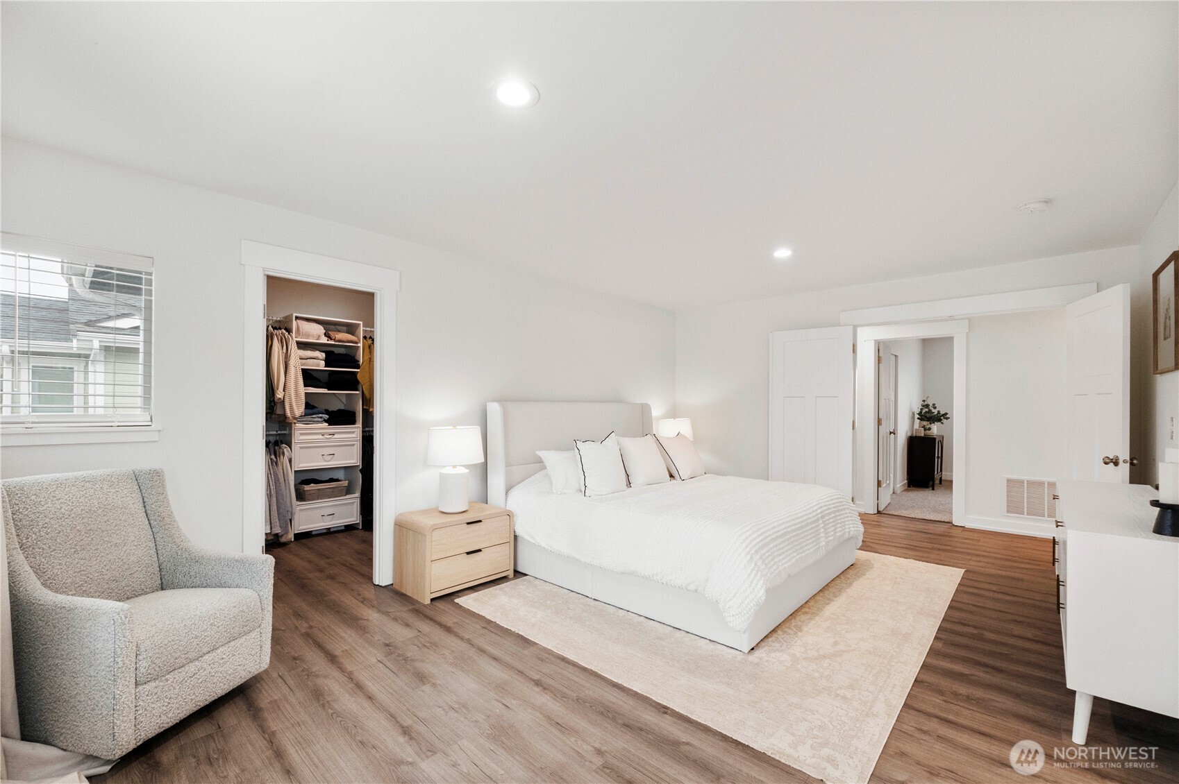 3575 E Grandview Avenue , Tacoma, WA 98404