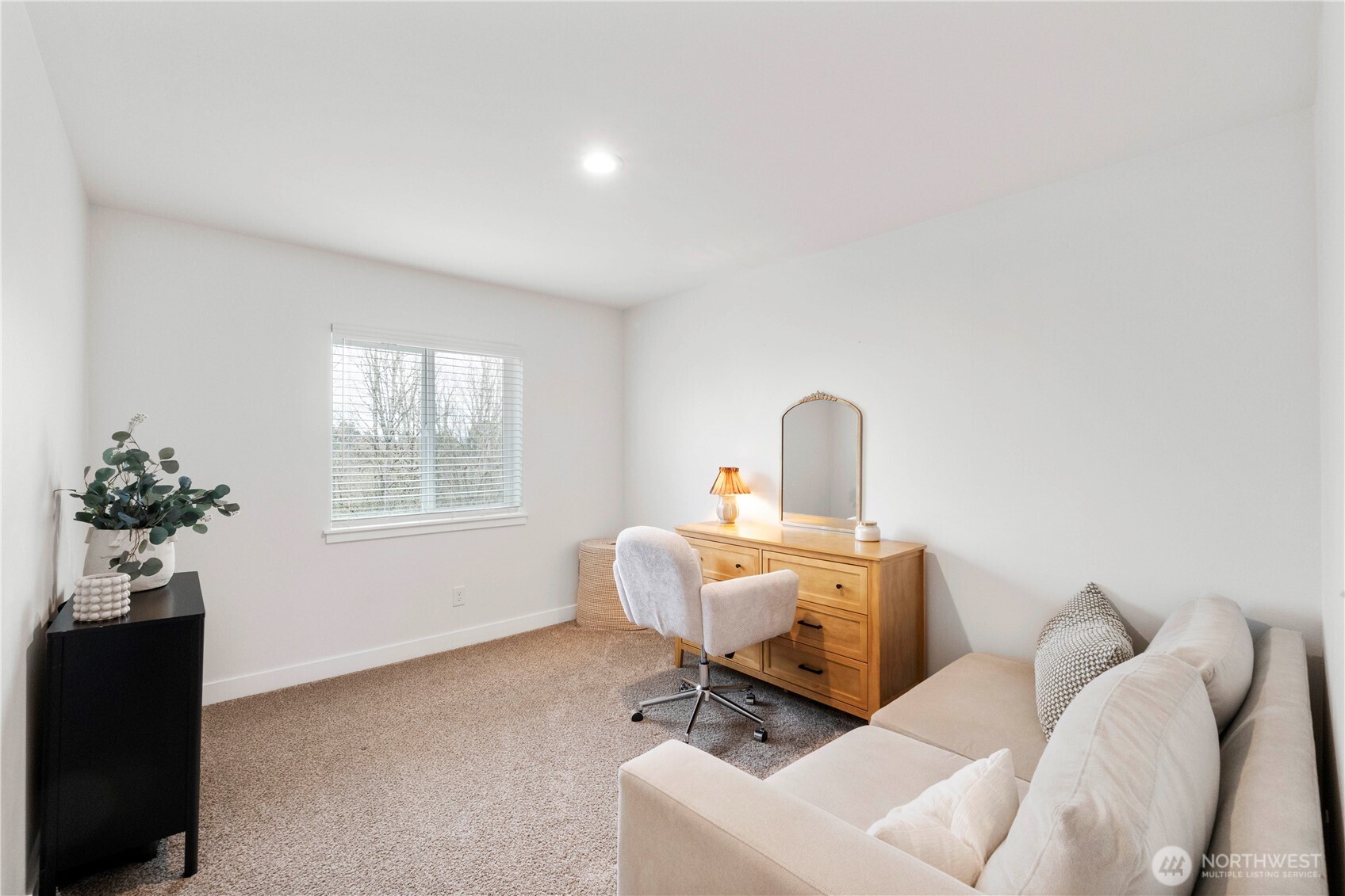 3575 E Grandview Avenue , Tacoma, WA 98404