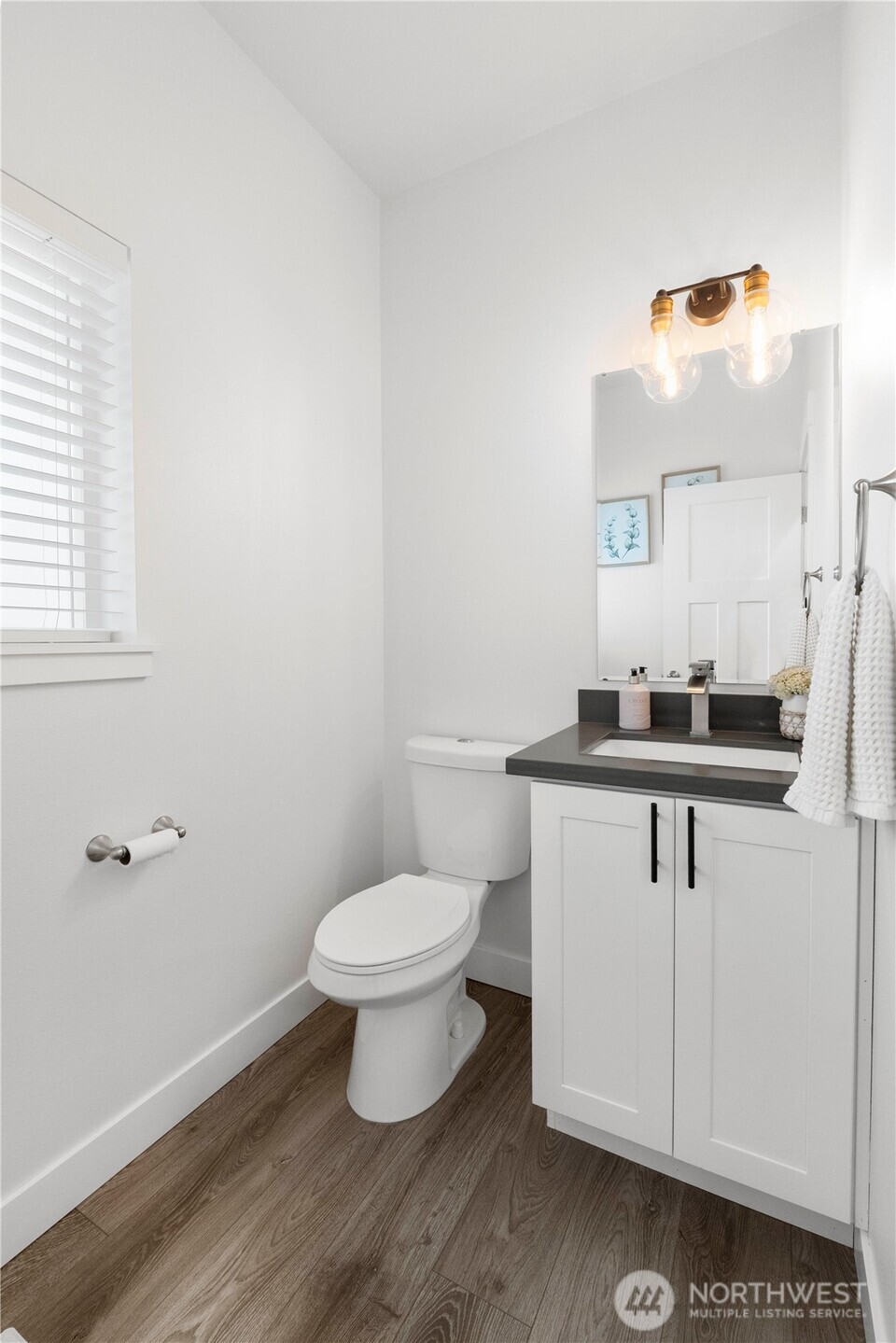 3575 E Grandview Avenue , Tacoma, WA 98404