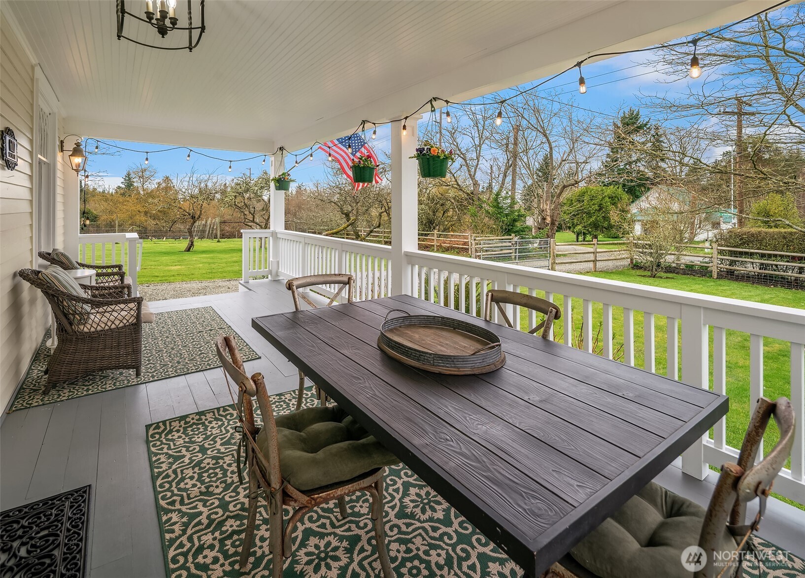 6007 SW 240th Street , Vashon, WA 98070