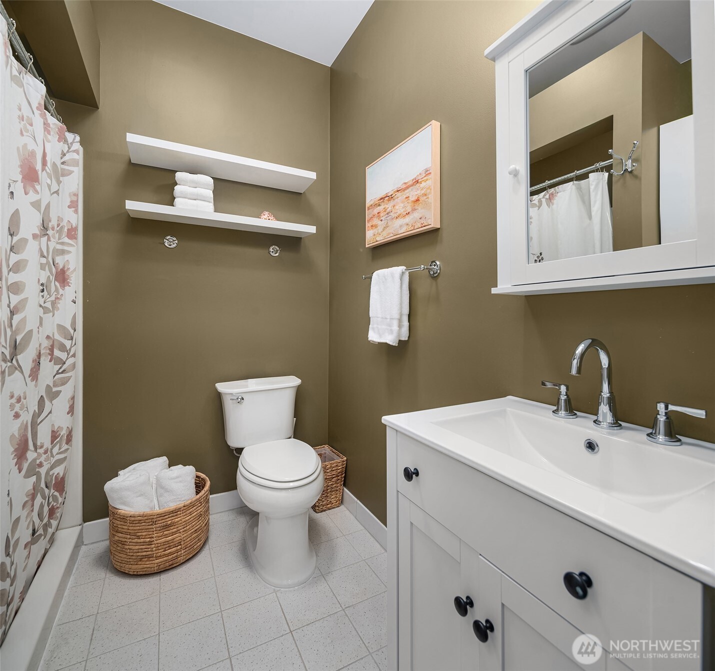 6007 SW 240th Street , Vashon, WA 98070