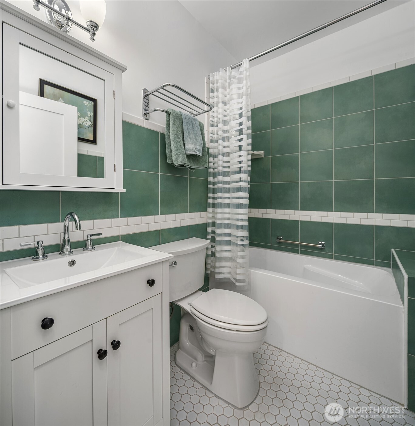 6007 SW 240th Street , Vashon, WA 98070