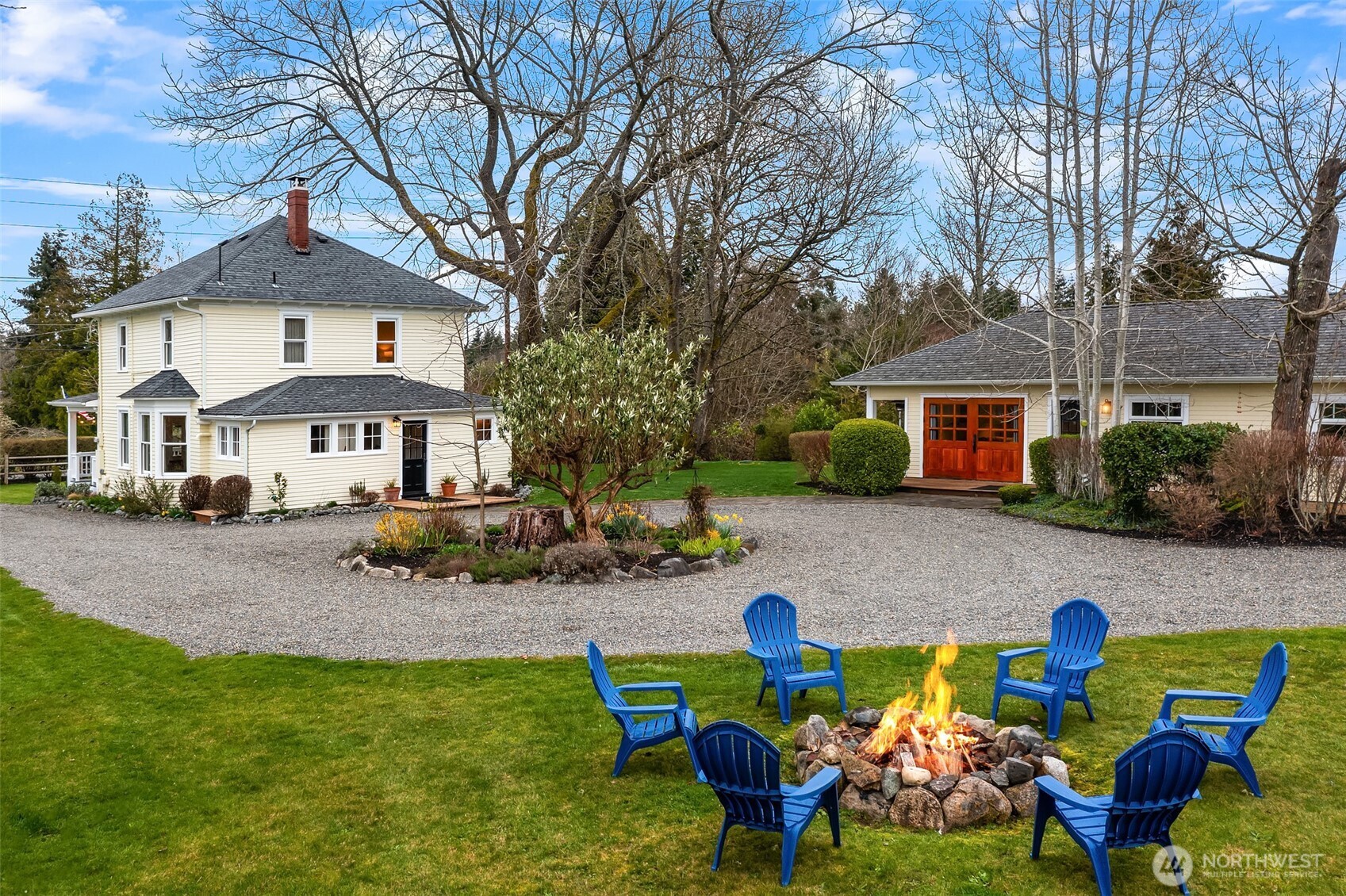 6007 SW 240th Street , Vashon, WA 98070