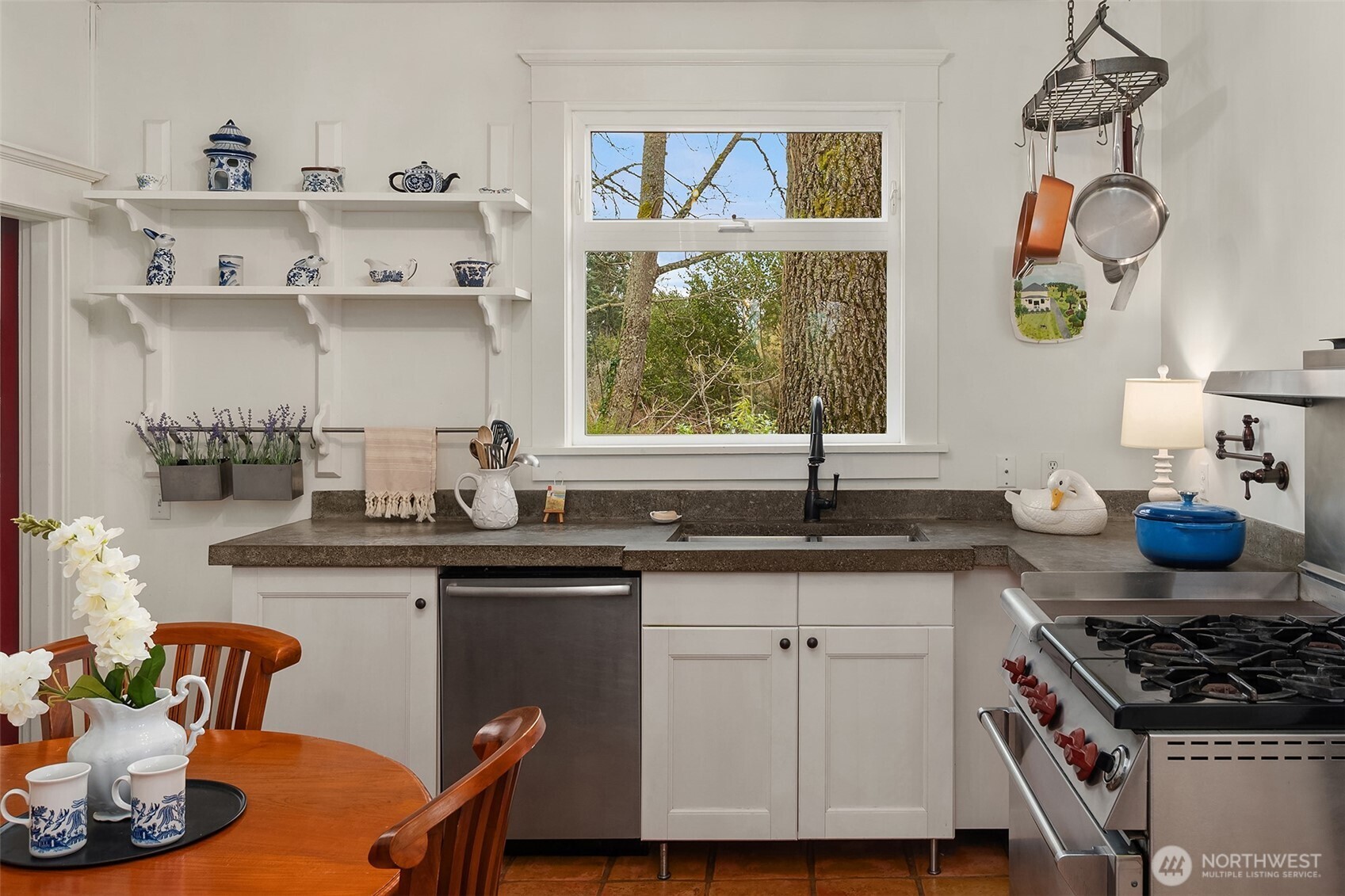 6007 SW 240th Street , Vashon, WA 98070