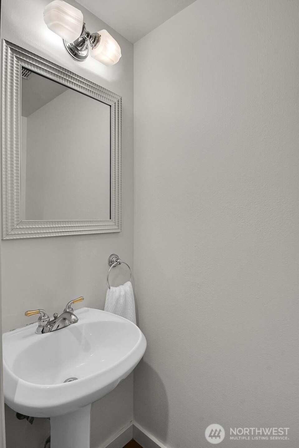 1800 10th Avenue W #1800, Seattle, WA 98119