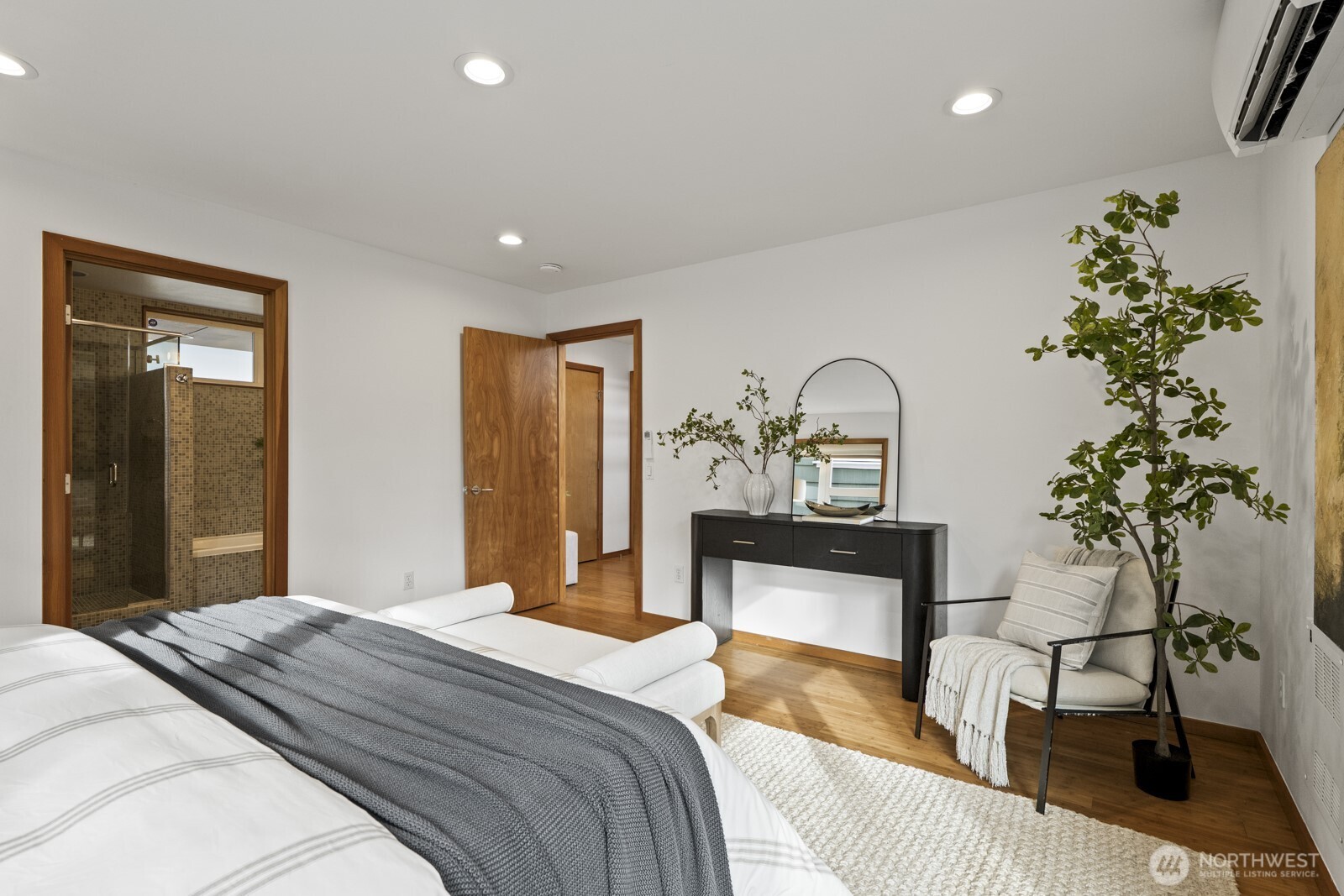 1530 18th Avenue S, Seattle, WA 98144